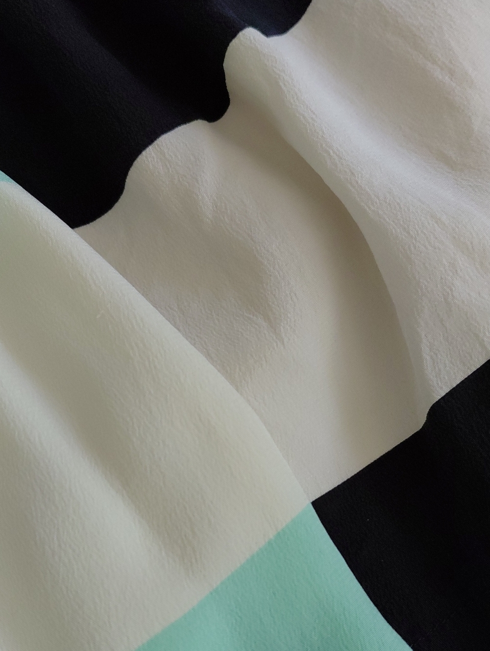 Daphne Mint and Cream Silk Mini Skirt  NWOT - Picture 6 of 7
